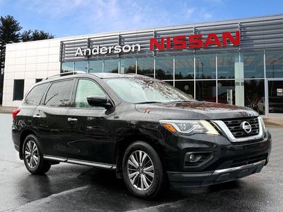 Used 2019 Nissan Pathfinder SL