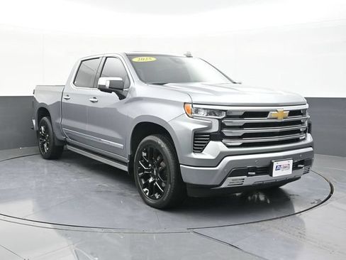 Used 2025 Chevrolet Silverado 1500 High Country AWD/4WD image 20