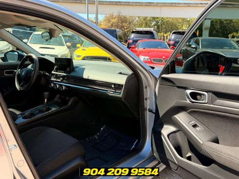 Used 2023 Honda Civic LX image 34