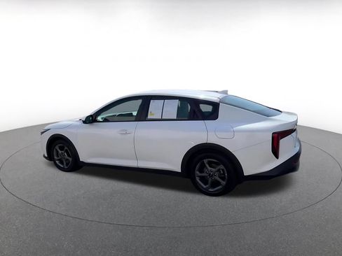 Used 2025 Kia K4 FWD image 11
