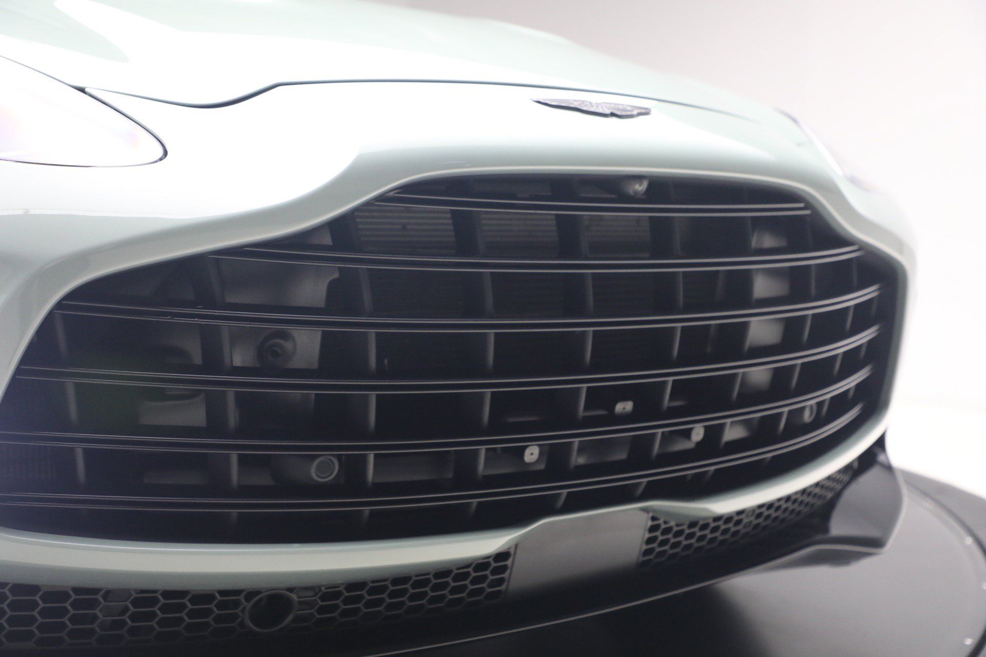 Used 2025 Aston Martin DBX 707 AWD/4WD image 33