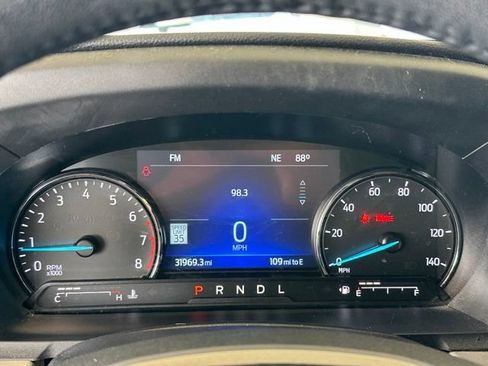 Used 2023 Ford Explorer XLT w/ Equipment Group 202A AWD/4WD image 8