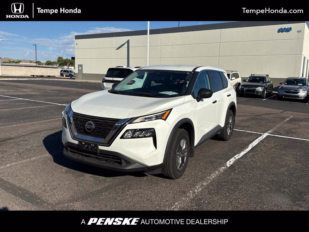 Used 2021 Nissan Rogue S FWD image 1