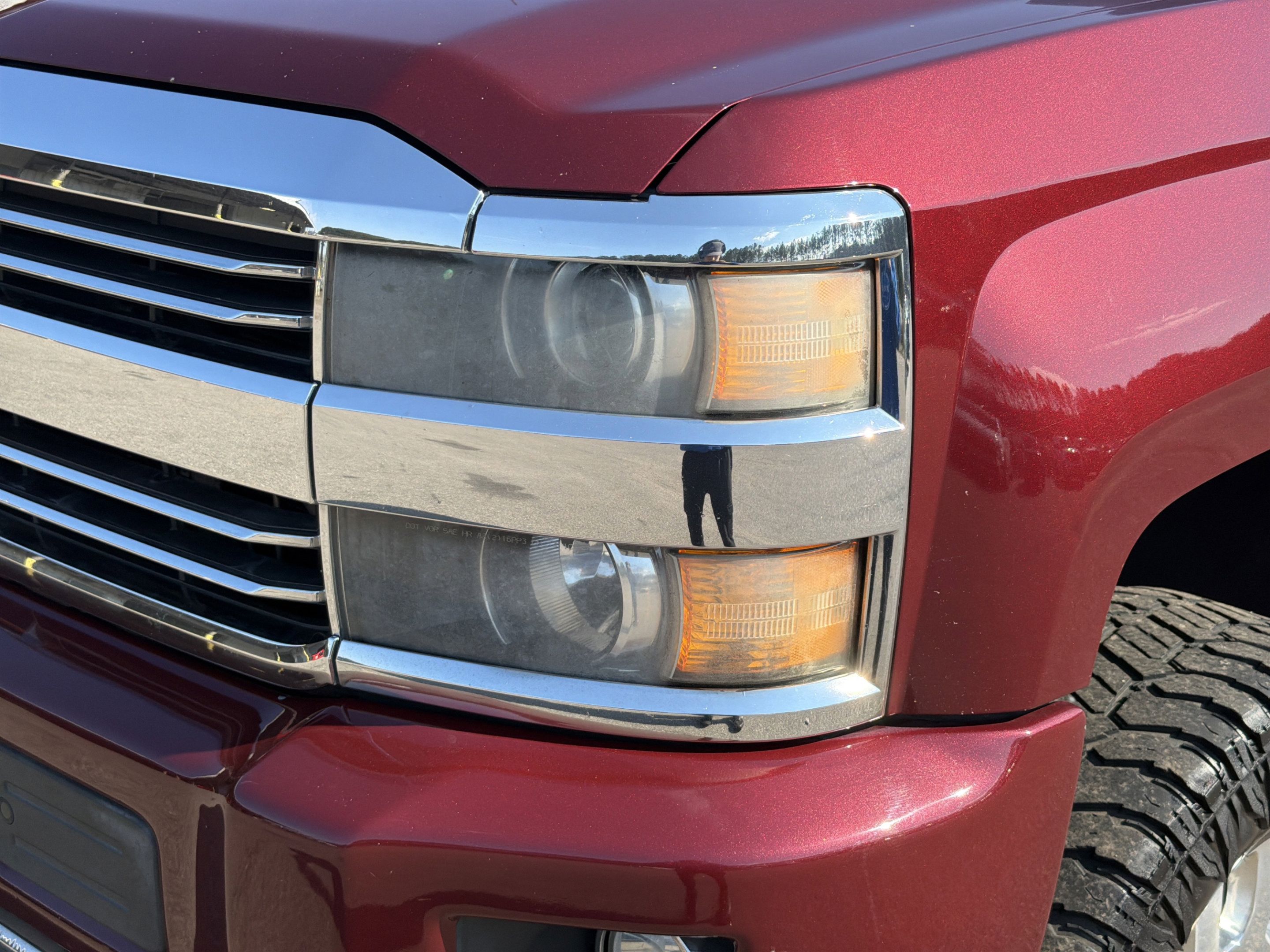 Used 2015 Chevrolet Silverado 2500 High Country w/ Duramax Plus Package AWD/4WD image 31