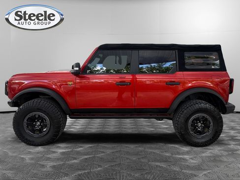 Used 2022 Ford Bronco Badlands AWD/4WD image 2