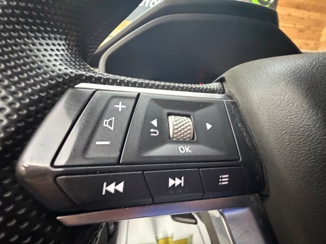 Used 2022 Mitsubishi Outlander ES AWD/4WD image 23