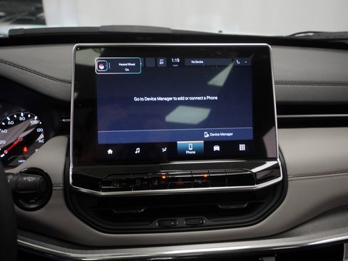 Certified 2024 Jeep Compass Limited w/ Sun and Sound Group image 27