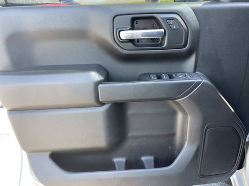 Used 2022 Chevrolet Silverado 1500 Custom RWD image 19