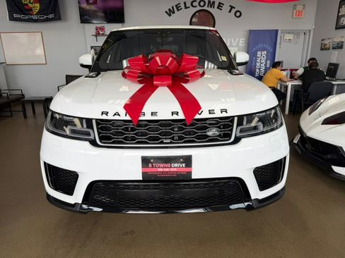 Used 2019 Land Rover Range Rover Sport SE AWD/4WD image 4