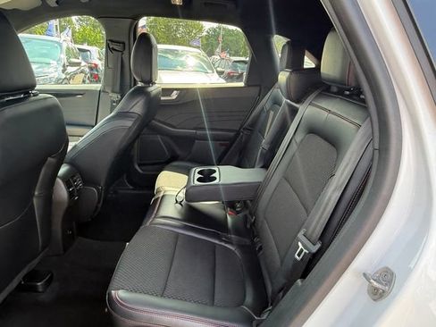 Certified 2023 Ford Escape ST-Line w/ Tech Pack #1 AWD/4WD image 9