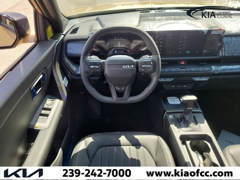 New 2027 Kia Seltos X-Line S w/ X-Line S Premium Package AWD/4WD image 17