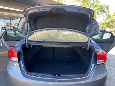 Used 2013 Hyundai Elantra GLS w/ Preferred Pkg FWD image 25