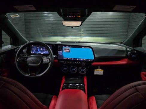 Used 2024 Chevrolet Blazer EV RS image 10