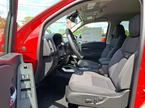 New 2026 Nissan Frontier SV w/ SV Convenience Package AWD/4WD image 10