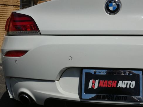 Used 2015 BMW Z4 sDrive35is image 12
