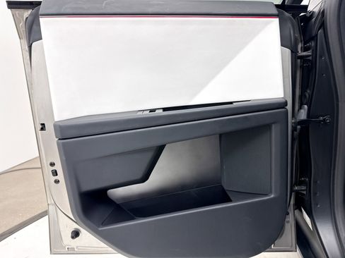 Used 2024 Tesla Cybertruck AWD Crew Cab image 34