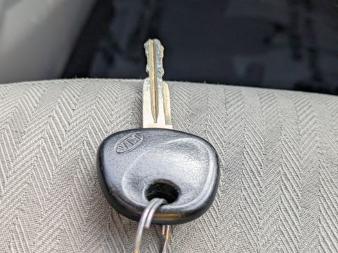 Used 2015 Kia Forte LX image 27