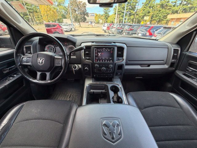 Used 2018 RAM 2500 Big Horn w/ Sport Appearance Group AWD/4WD image 13