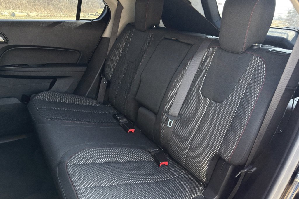 Used 2017 Chevrolet Equinox LS FWD image 16