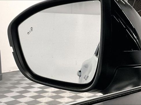 New 2025 Nissan Pathfinder Platinum w/ Lighting Package (N93) image 26