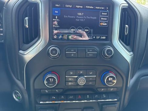 Used 2021 Chevrolet Silverado 1500 LT Trail Boss w/ Convenience Package II AWD/4WD image 17
