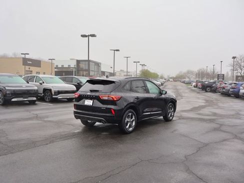 Used 2023 Ford Escape ST-Line Select w/ Tech Pack #1 AWD/4WD image 7