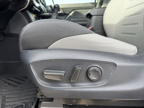 Certified 2025 Toyota Tacoma TRD Sport image 11