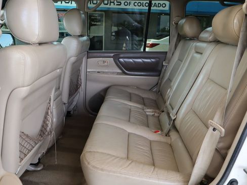 Used 2000 Toyota Land Cruiser image 19