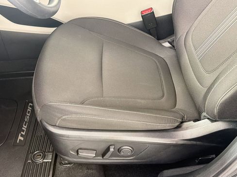 Used 2023 Hyundai Tucson SEL FWD image 14