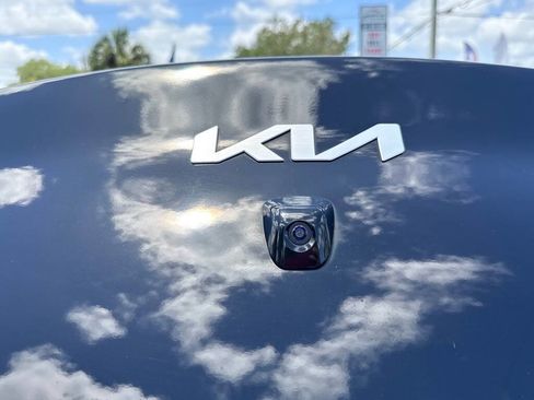 Used 2022 Kia Rio S FWD image 6