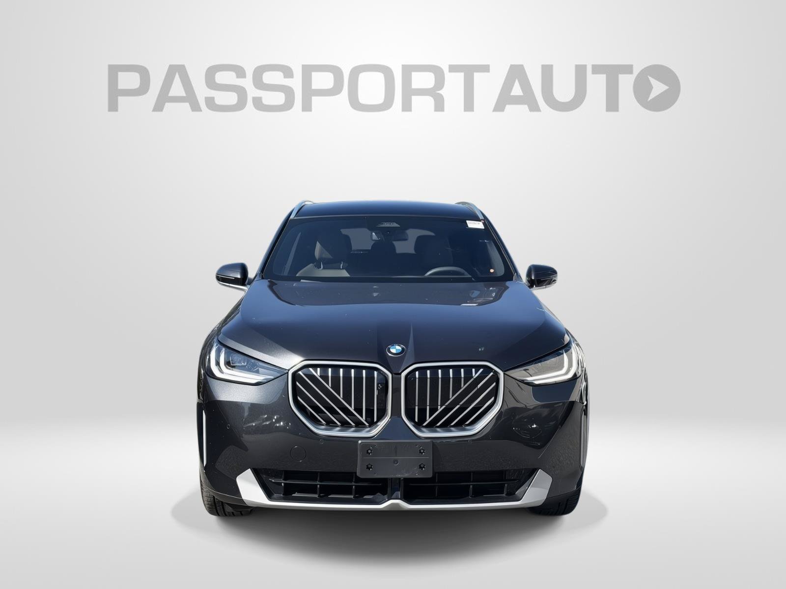 Used 2025 BMW X3 xDrive30i w/ Premium Package AWD/4WD image 2