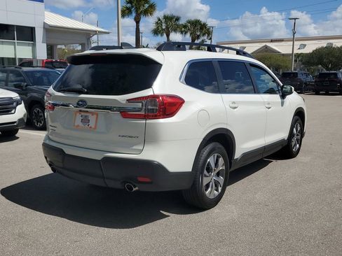 Used 2025 Subaru Ascent Premium image 5