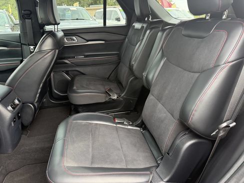 Certified 2025 Ford Explorer ST AWD/4WD image 20