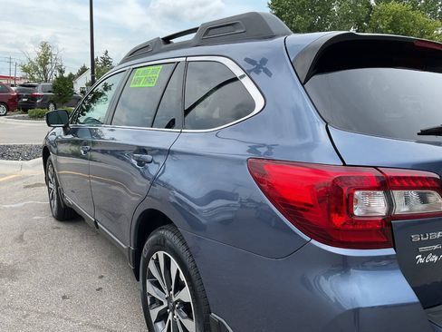 Used 2015 Subaru Outback 2.5i Limited AWD/4WD image 5