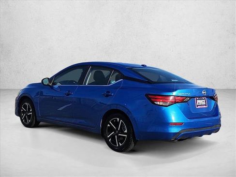 Used 2024 Nissan Sentra SV FWD image 8