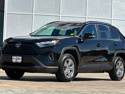 Used 2024 Toyota RAV4 XLE w/ Convenience Package AWD/4WD image 8