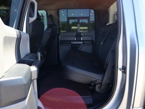 Used 2022 Ford F250 XLT w/ FX4 Off-Road Package AWD/4WD image 12