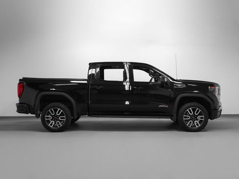 Used 2024 GMC Sierra 1500 AT4 w/ AT4 Carbonpro Edition AWD/4WD image 12