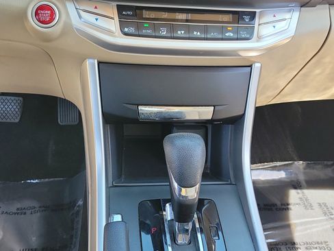 Used 2014 Honda Accord EX image 22