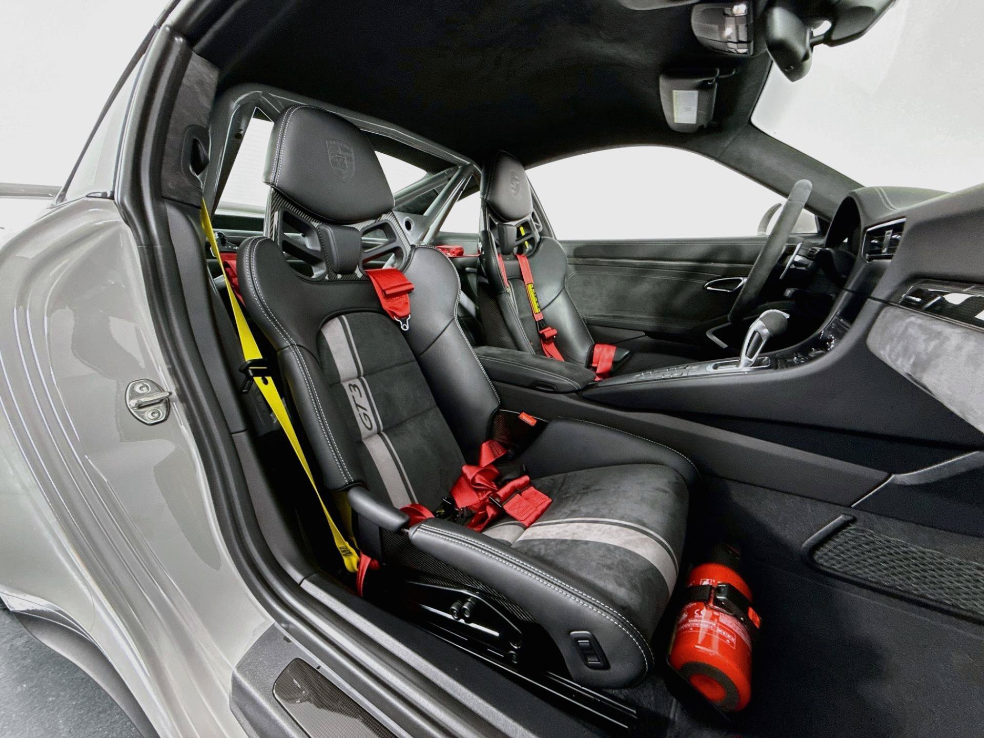 Used 2018 Porsche 911 GT3 RWD image 27