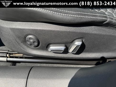 Used 2016 Audi RS 7 Prestige w/ Driver Assistance Package image 26