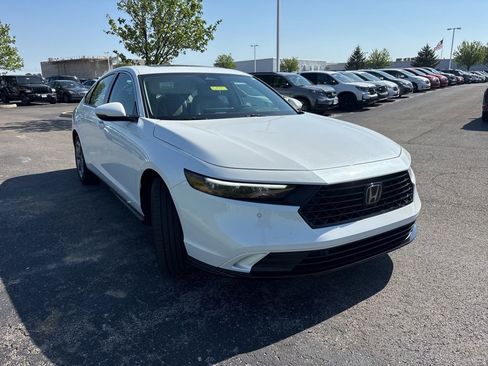 Used 2023 Honda Accord EX-L image 13