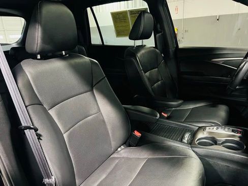 Used 2023 Honda Passport EX-L image 34
