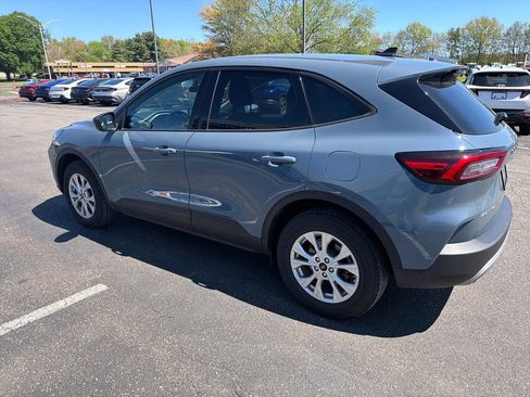 Used 2025 Ford Escape Active AWD/4WD image 5