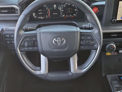Used 2025 Toyota 4Runner TRD Sport AWD/4WD image 13