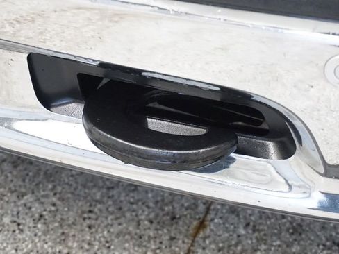 Certified 2017 RAM 1500 Laramie w/ Convenience Group image 13