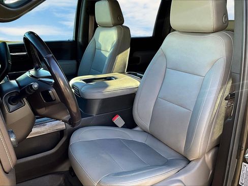 Used 2022 Chevrolet Silverado 3500 LTZ w/ LTZ Plus Package image 14