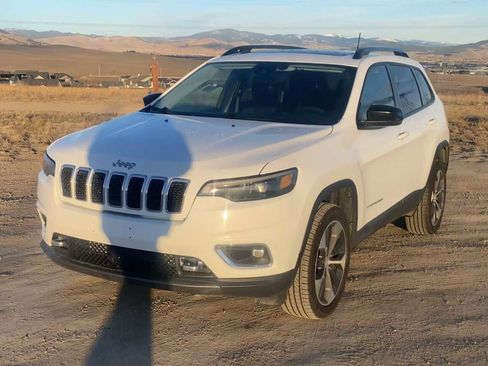 Certified 2022 Jeep Cherokee Limited w/ Elite Package image 4