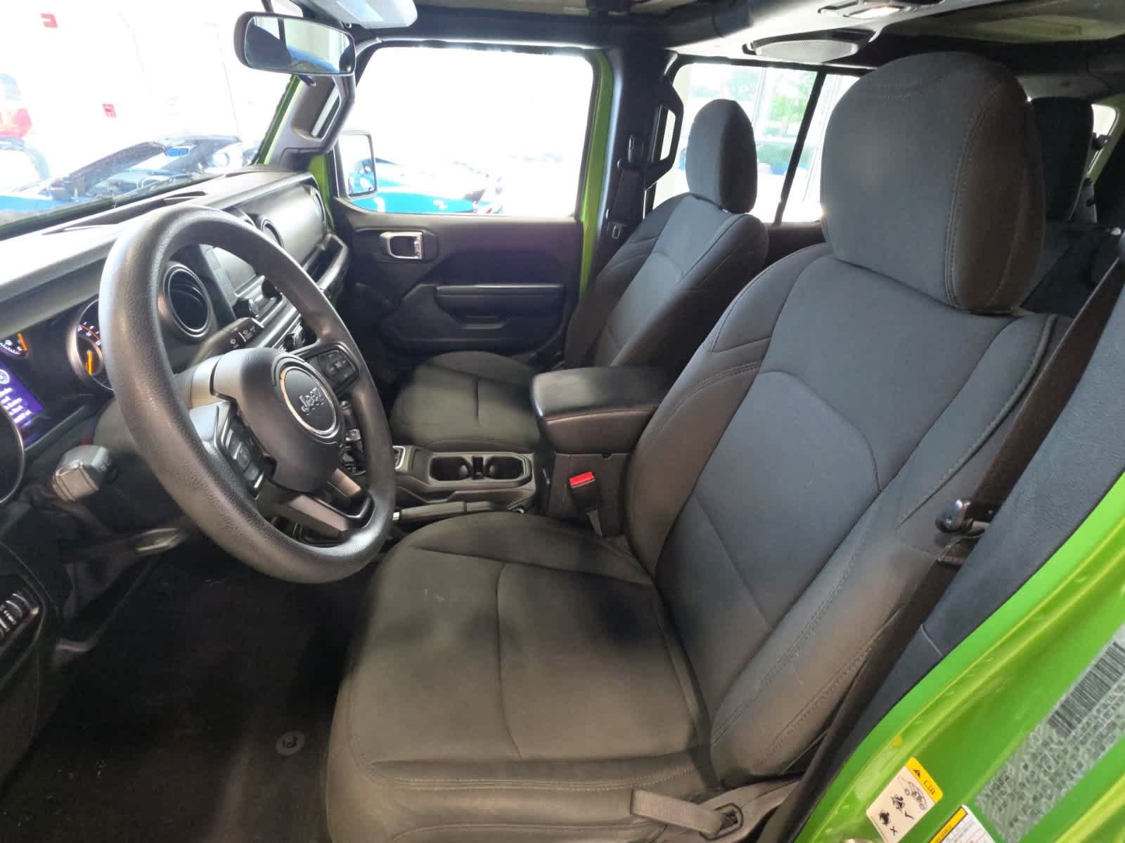 Used 2018 Jeep Wrangler Unlimited Sport AWD/4WD image 18