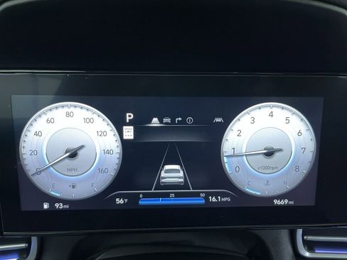 Used 2024 Hyundai Elantra SEL w/ Convenience Package image 18